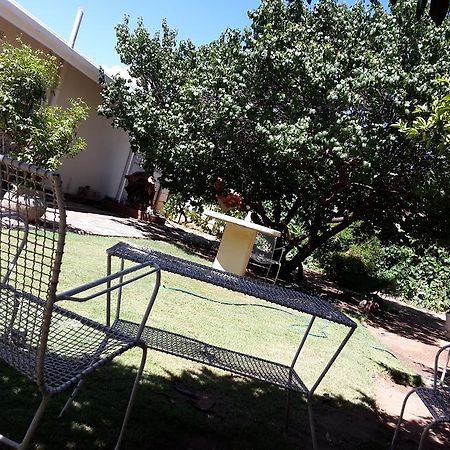 Heila'S In House Family Room-Homestay! Bloemfontein Exteriör bild